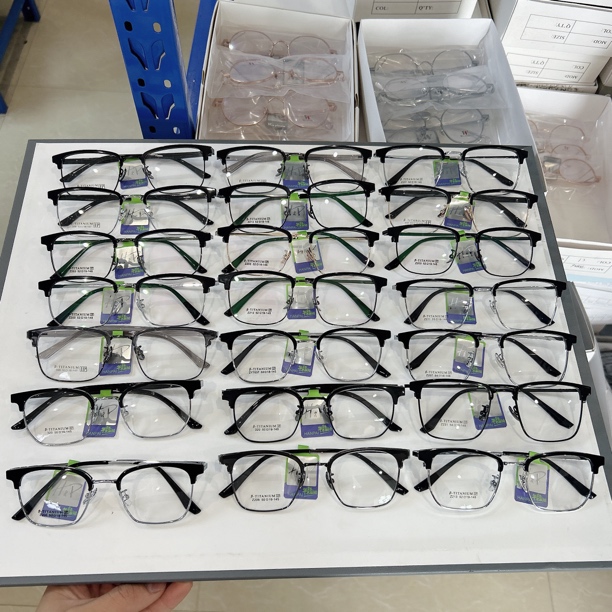 时尚商务眉毛架TR90眼镜架网红百搭男士近视眼镜框方框大框钛镜架