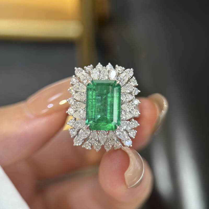 吉尔德微油VVG18K金祖母绿戒指4.43克拉