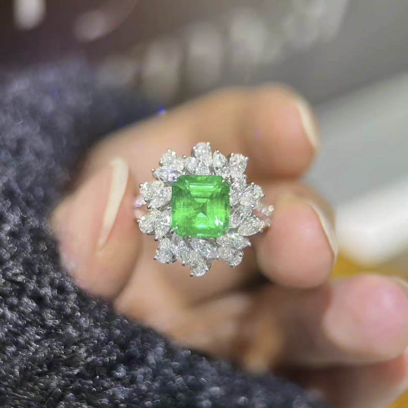 吉尔德微油沃顿18K金祖母绿戒指2.27克拉