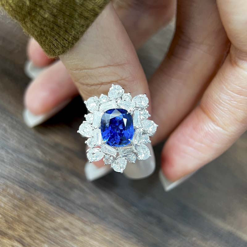 AIGS无烧皇家蓝18K金蓝宝石戒指3.14克拉