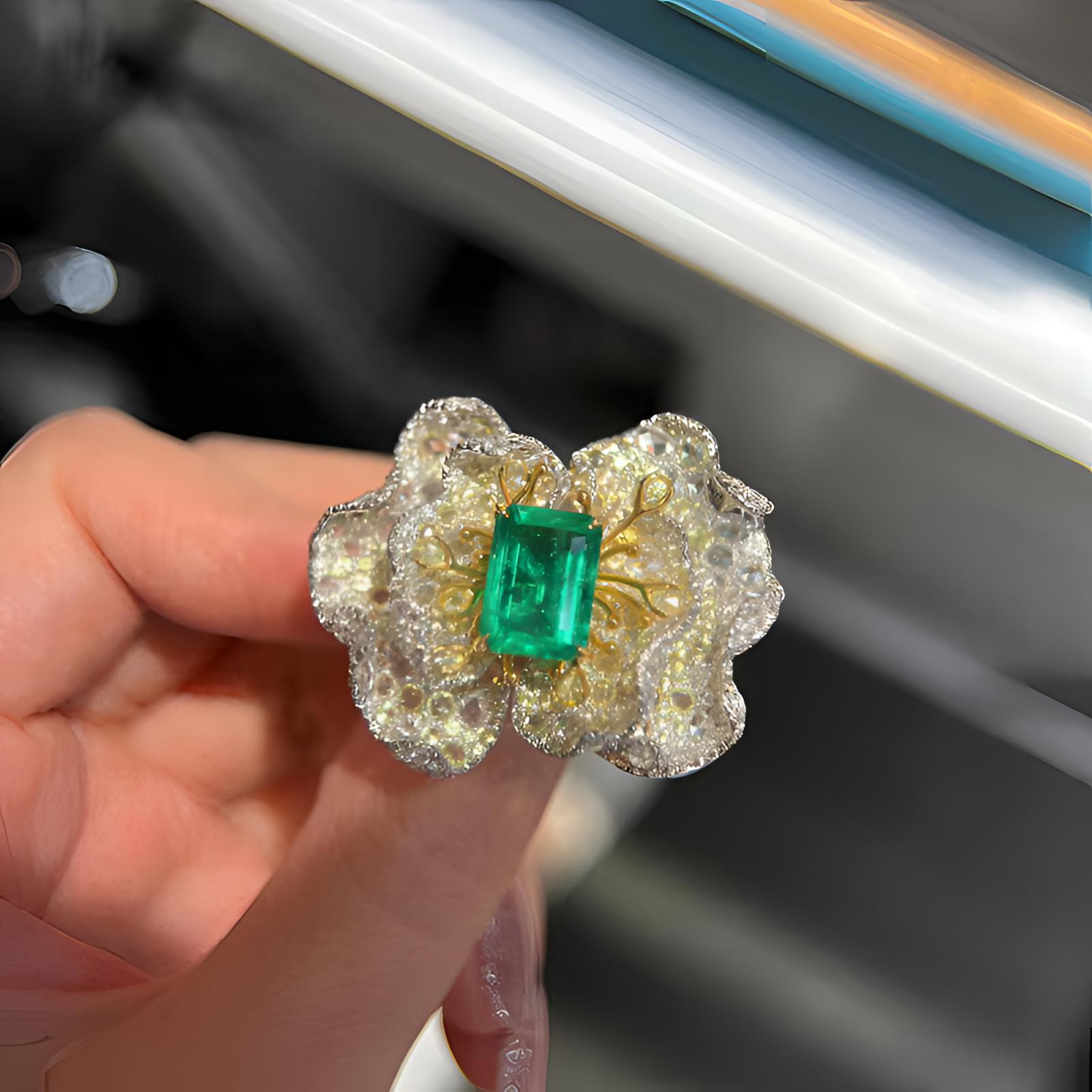 吉尔德微油VVG潘杰希尔18K金祖母绿戒指艺术设计款4.06克拉