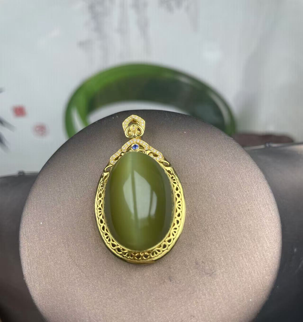 18K金镶嵌猫眼吊坠