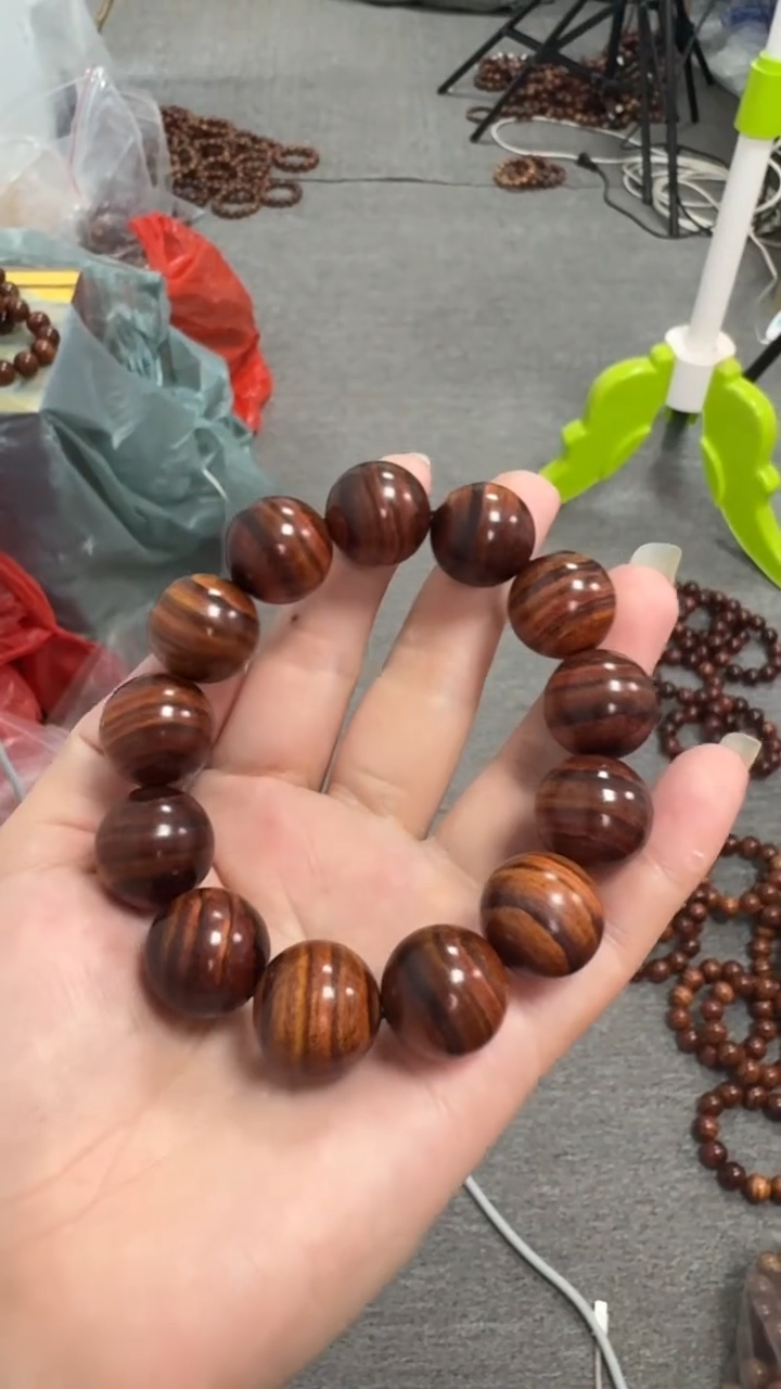 【闪购商品】降香黄檀手串/手链正宗1.8规格虎皮纹海黄手串