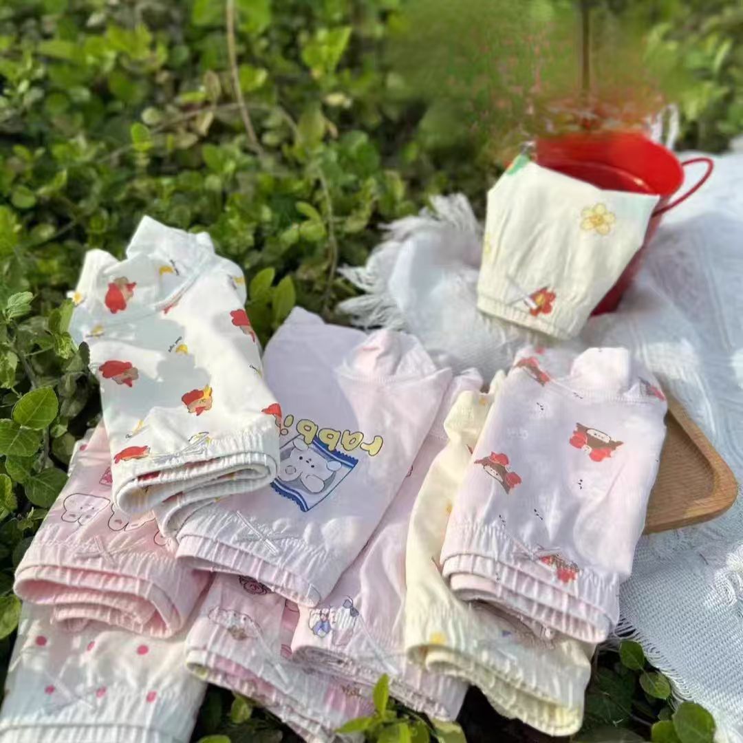 内裤男童女童内裤铅笔盒装4条装内裤颜色随机四季款卡通可爱风