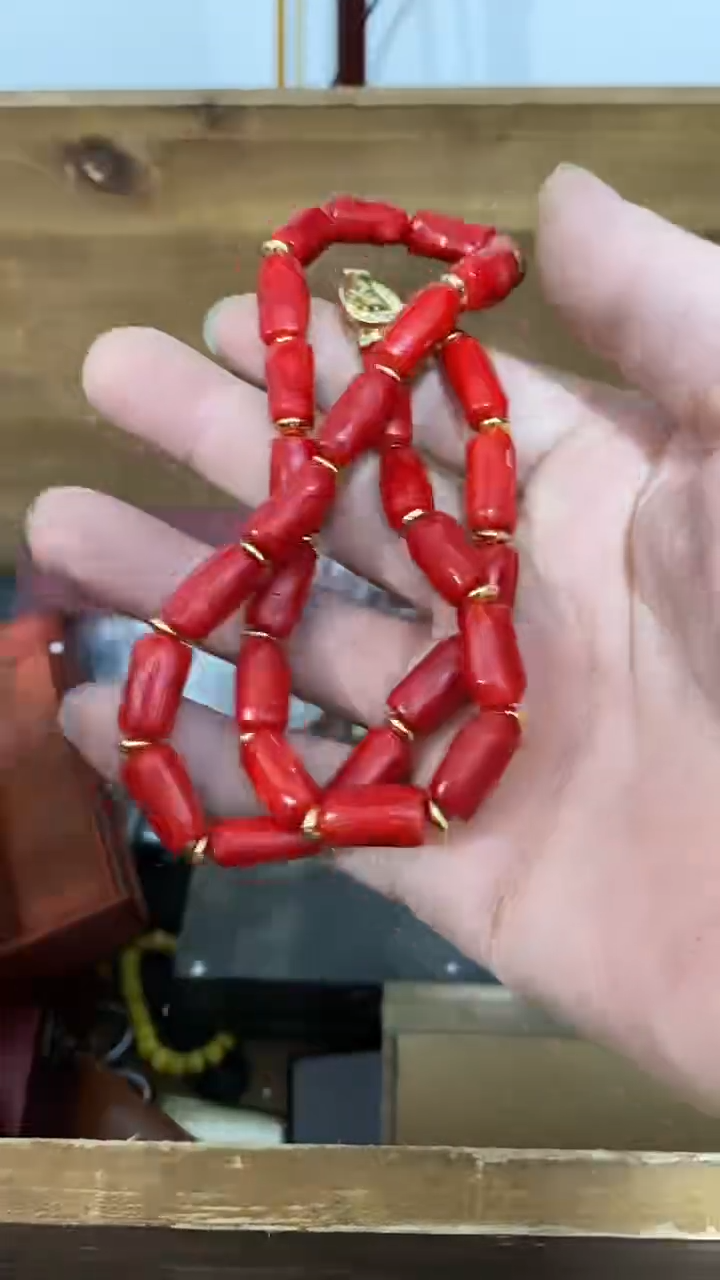 【闪购商品】瓷片闪购商品，如图所示。