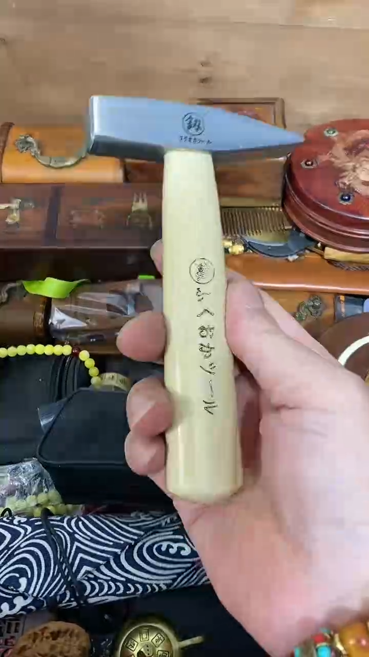 【闪购商品】瓷片闪购商品，如图所示。