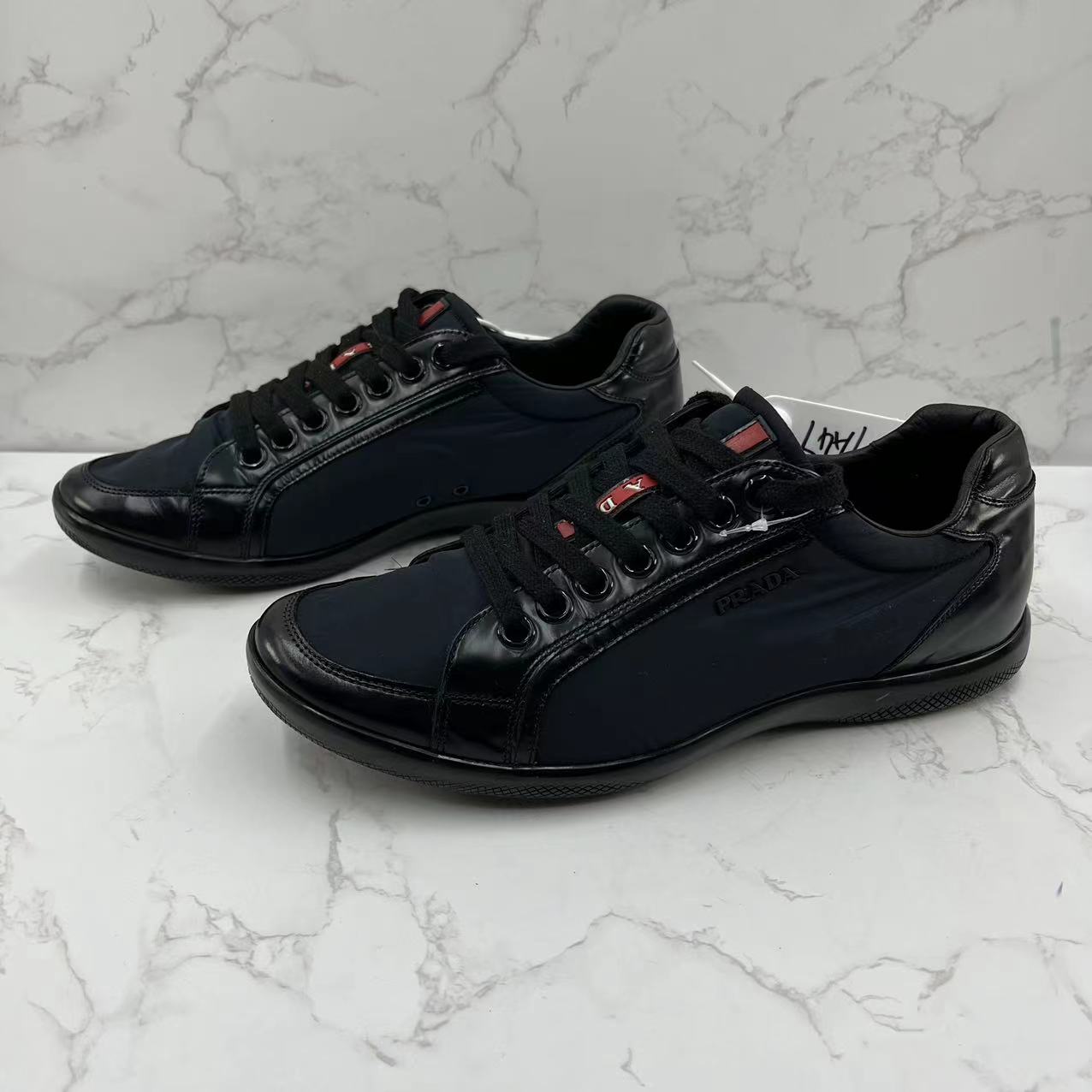 95新 Prada/普拉达 二手男士黑色尼龙拼接漆皮休闲舒适板鞋40欧码