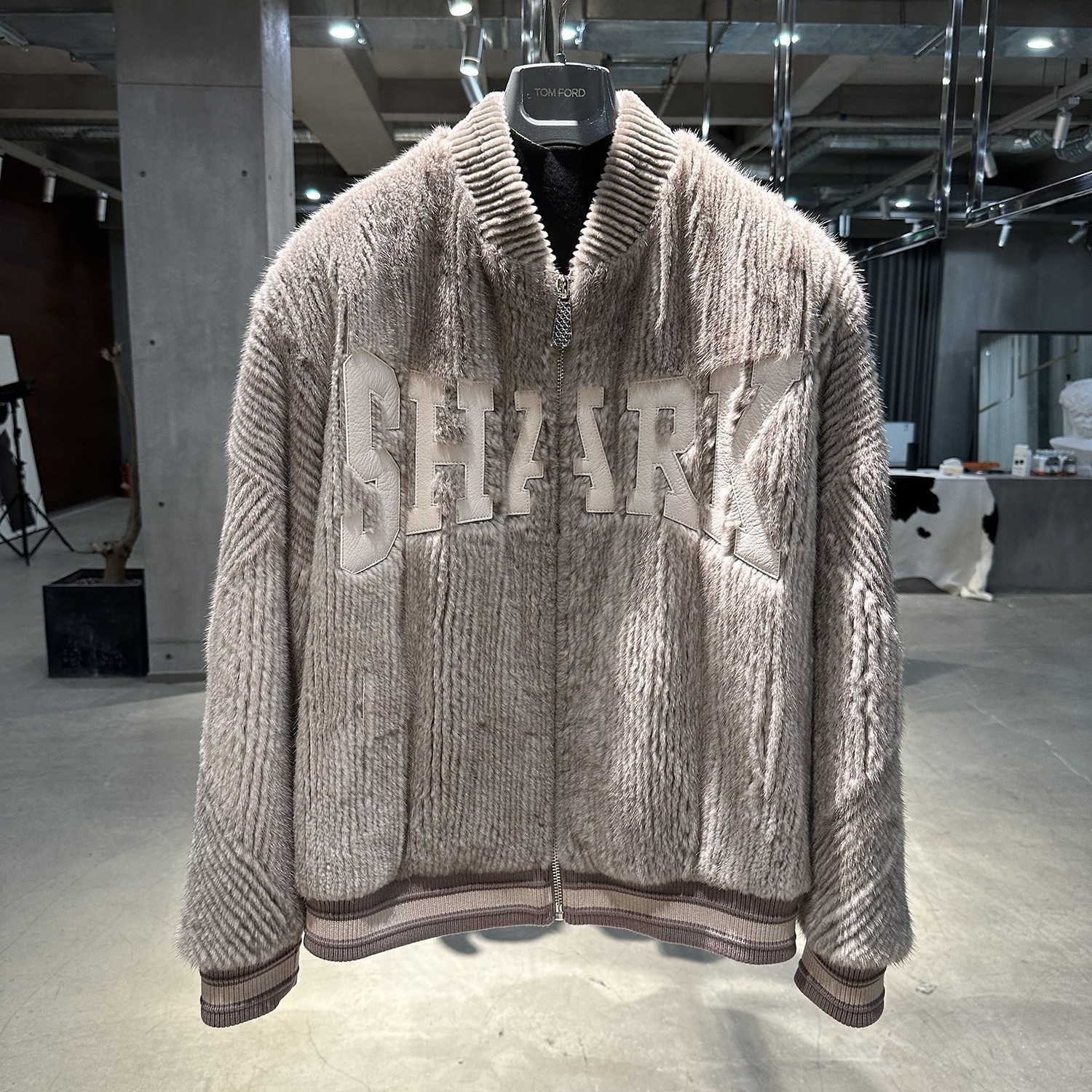 （主店）LA CALIFFA “哥本哈根 紫标小母貂” 富帅风 修身版男士夹克