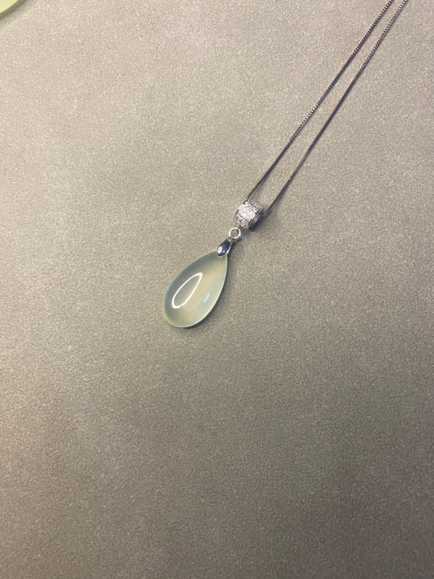 精美水滴挂坠配链
