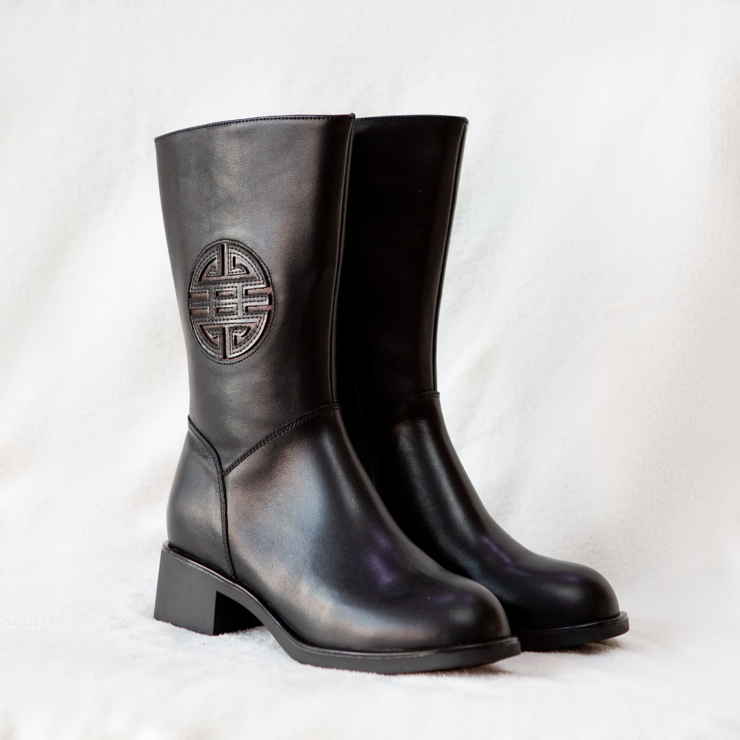 71-3黑色女士侧拉链款式新款中筒皮靴里外真皮民族风圆头时尚