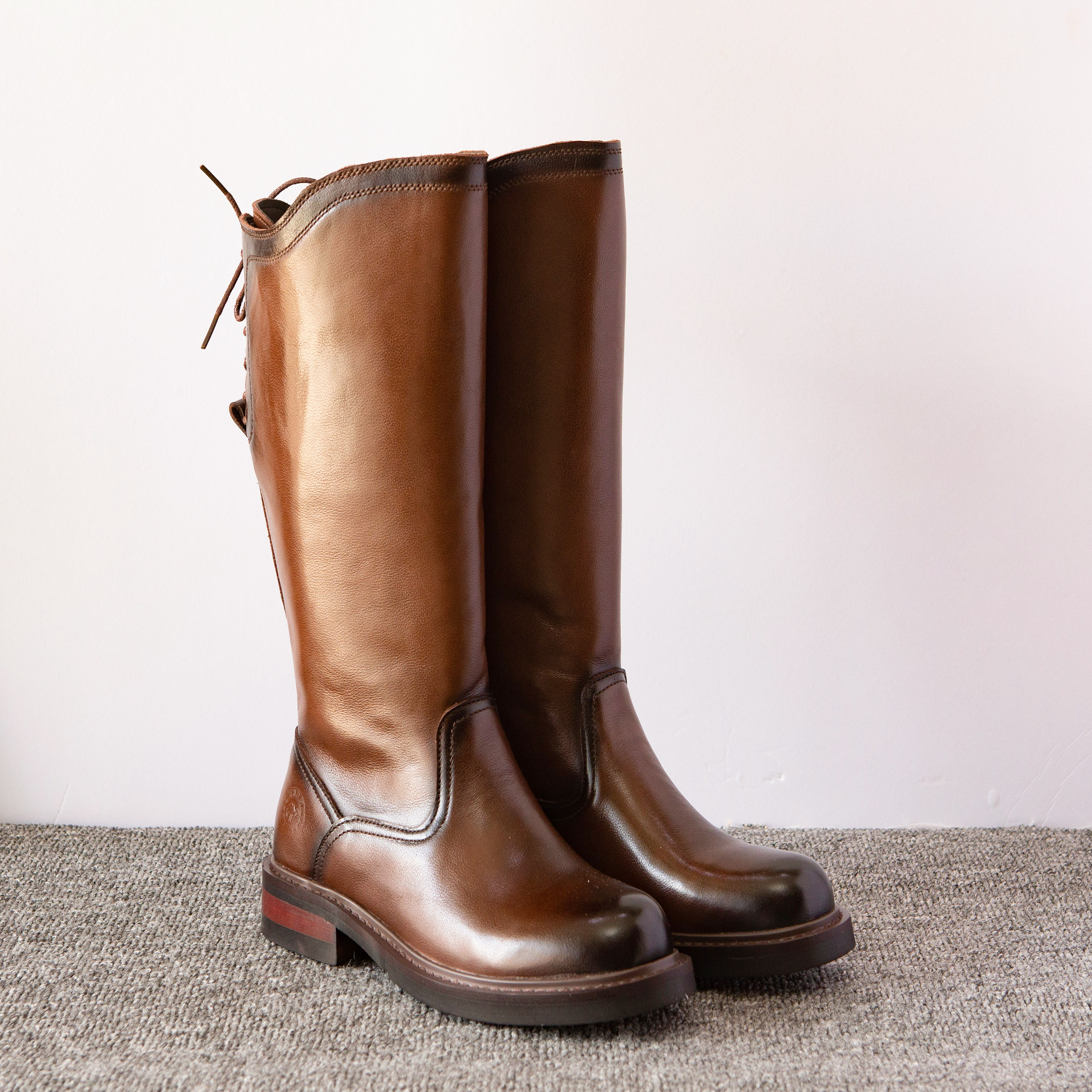 76462男款藏靴高筒牛皮时尚百搭真牛皮轻便里外全皮棕色时尚皮靴