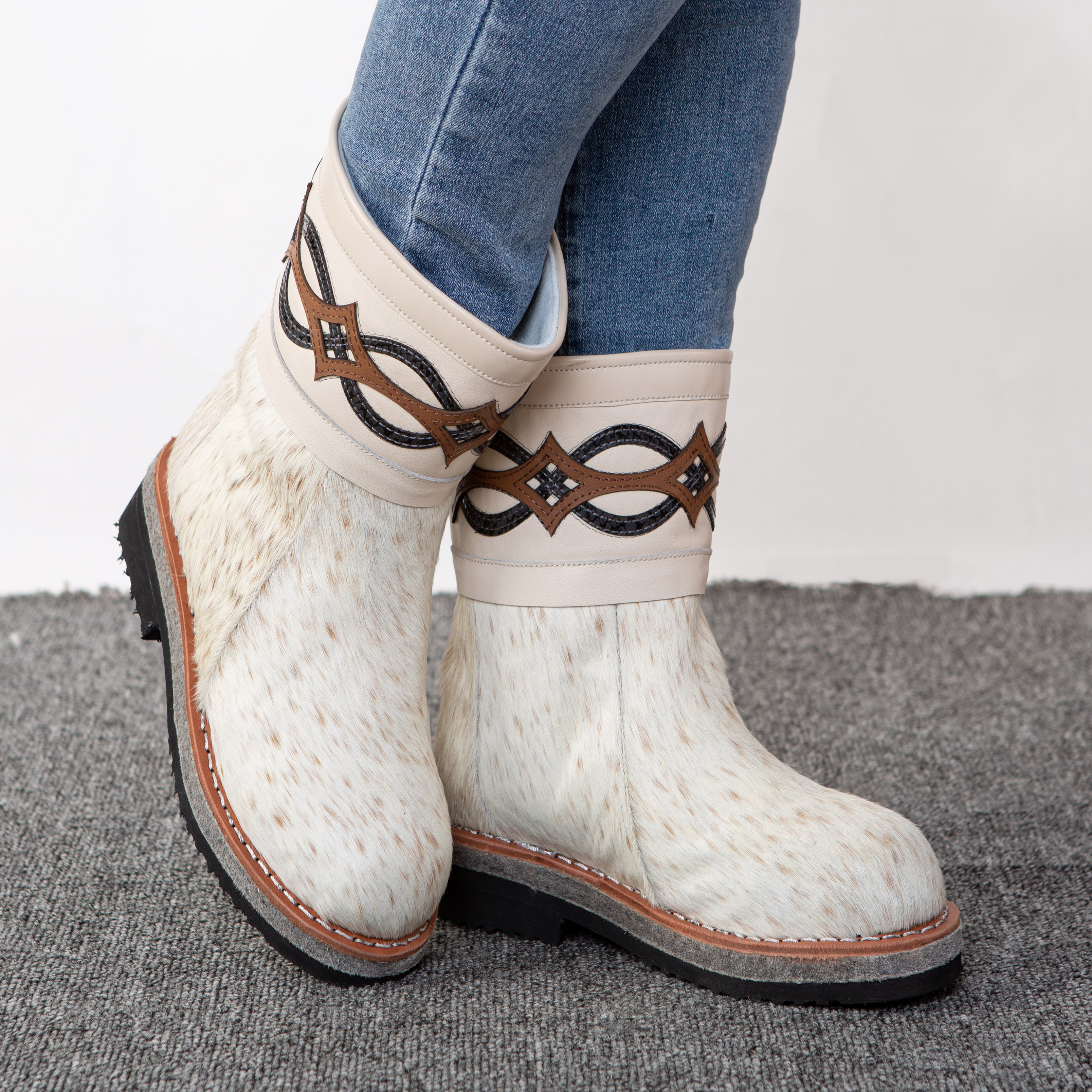 623-1白色女士马皮雪地靴皮靴蒙靴东北棉靴靴子短筒厚底民族风.