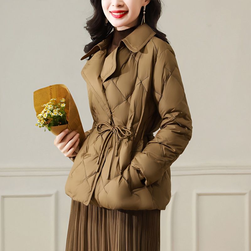 2023新款爆款羽绒服轻薄女白鸭绒短款小个子冬季外套修身显瘦年