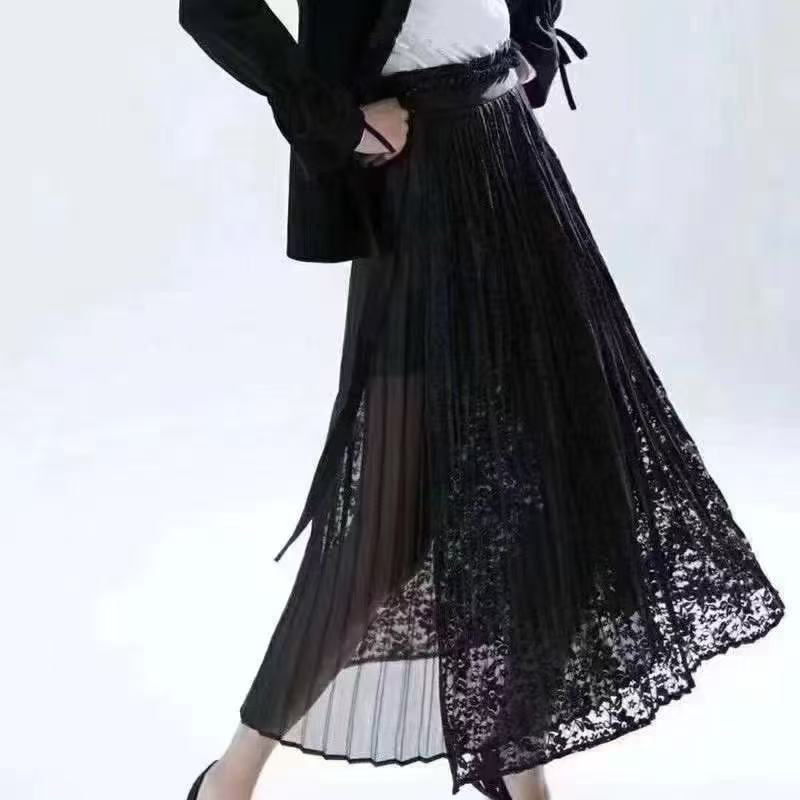 1200099哥家蕾丝造型半裙（No退No换）