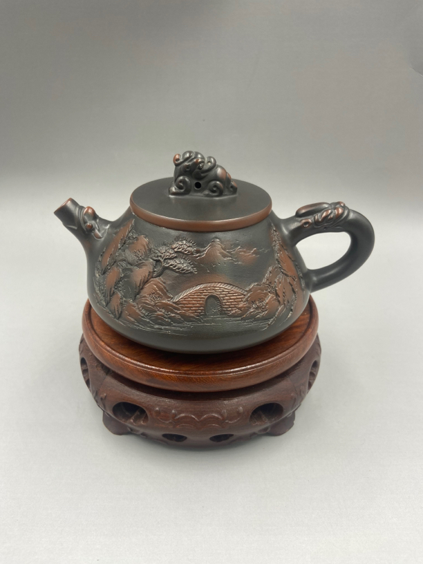 钦州坭兴陶茶壶 龙石瓢壶 浮雕山水 容量240cc
