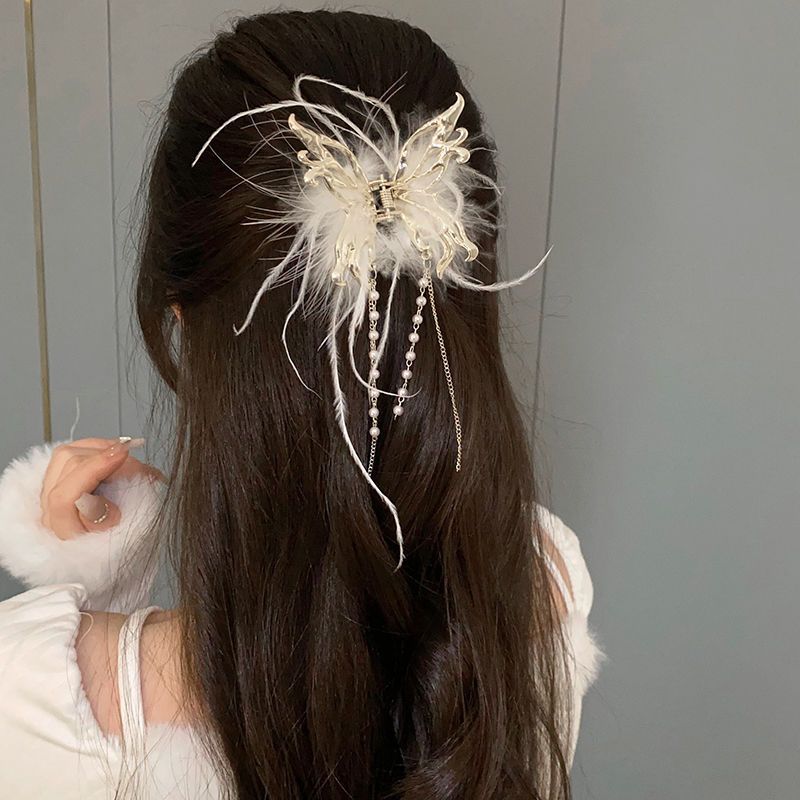 秋冬羽毛蝴蝶珠珠流苏发夹女后脑勺抓夹高级感夹子头饰鲨鱼夹发饰