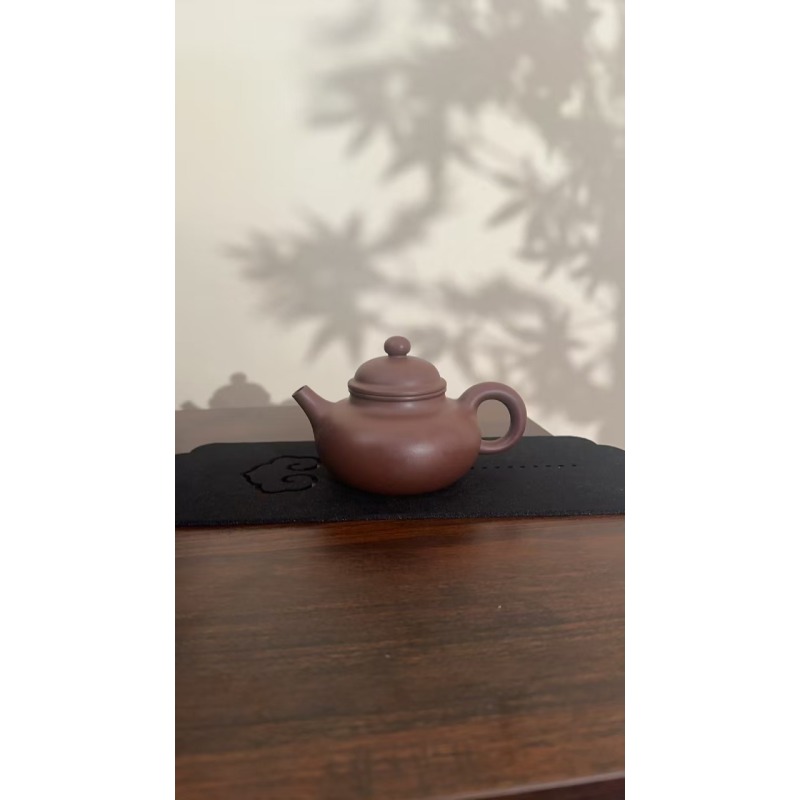 《紫泥容天》紫砂壶-260cc-cs