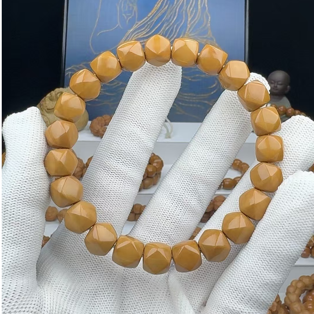 梵音出品-唐八棱猴头核桃手串，八面玲珑全品无暇，原皮原色