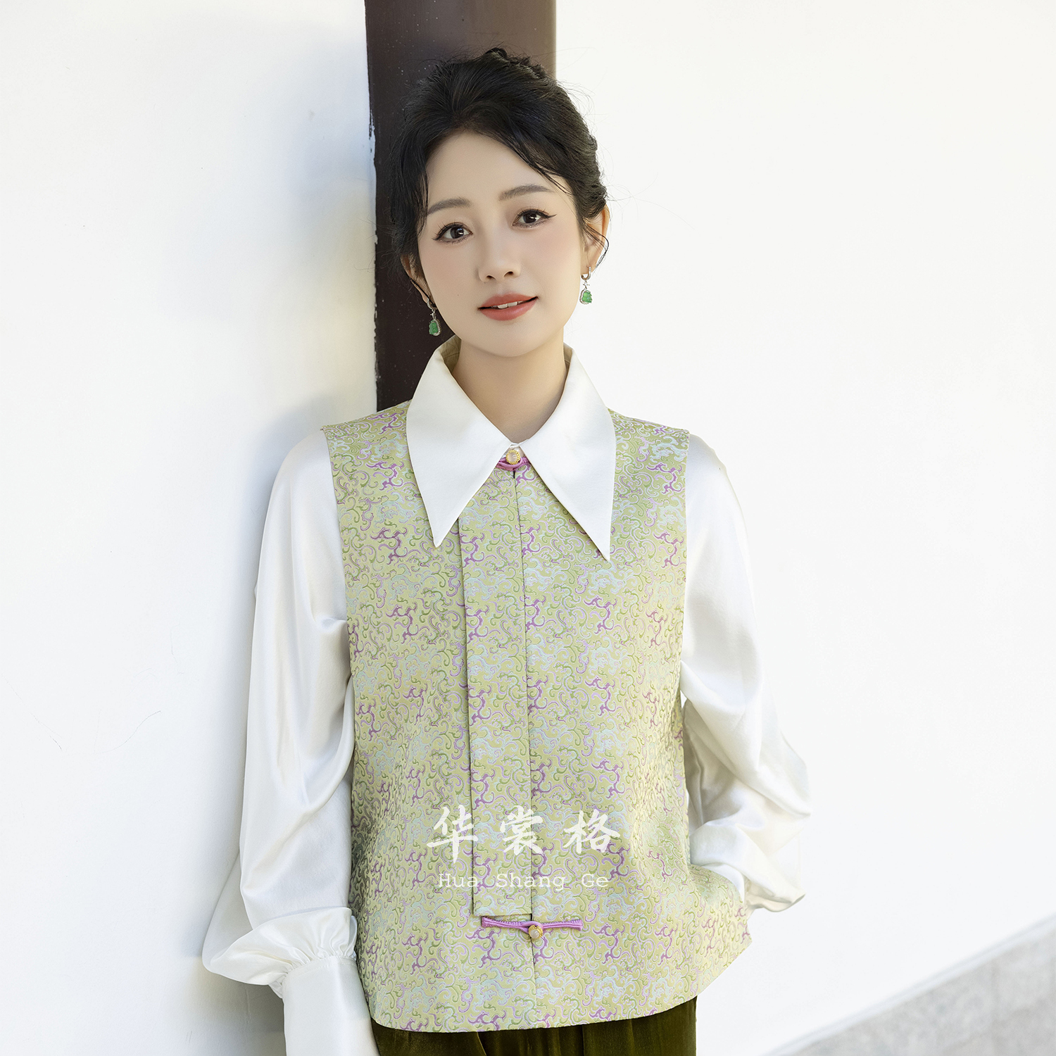 华裳格新中式上久楷蔓草夔龙凤纹圆领琵琶襟正品宋锦马甲HS505