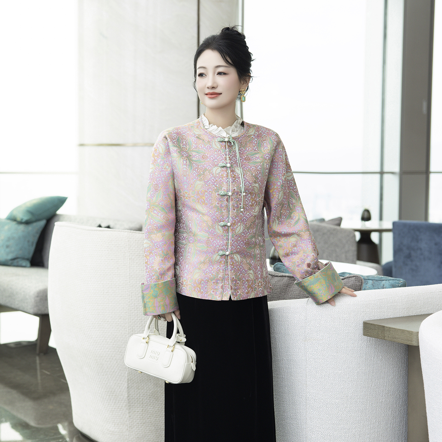 华裳格新中式钱小萍织金彩鳞宝相花正品宋锦圆领对花外套 HS258