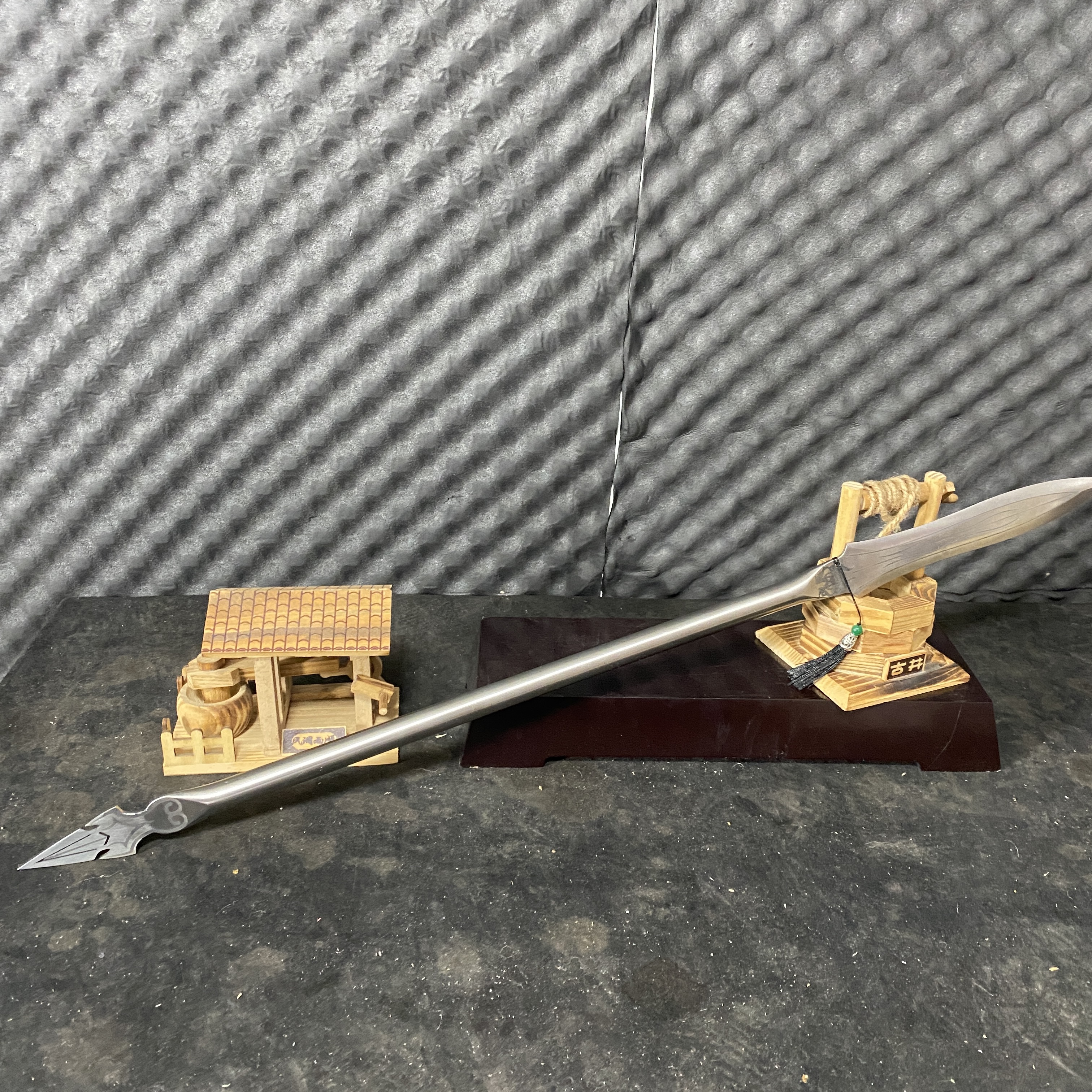 20号沥泉枪微兵张飞三国演义影视动漫龙泉手工艺创意玩具摆件