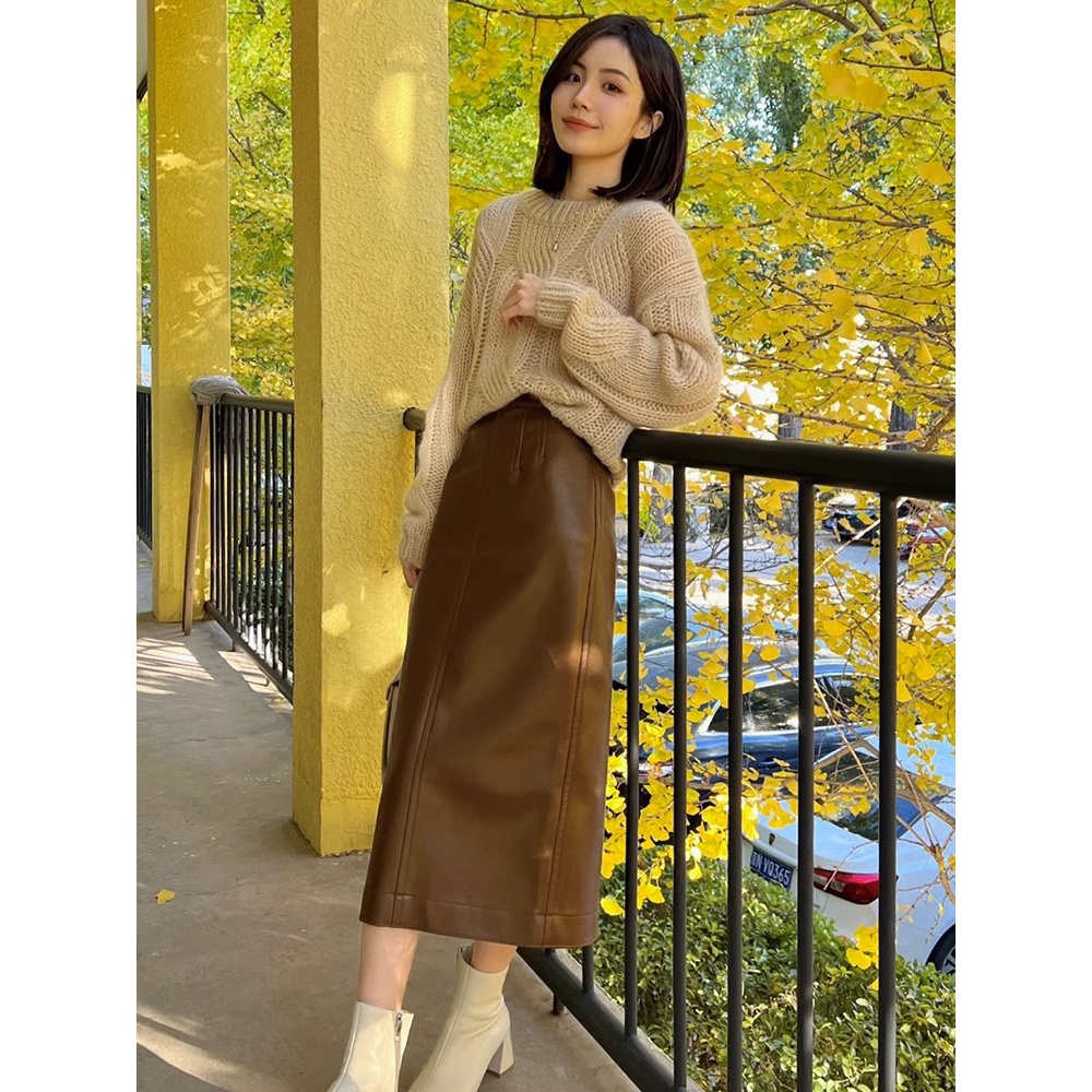 百搭2023冬季新款女装茶里茶气感别致绝美毛衣+半身裙两件套装女