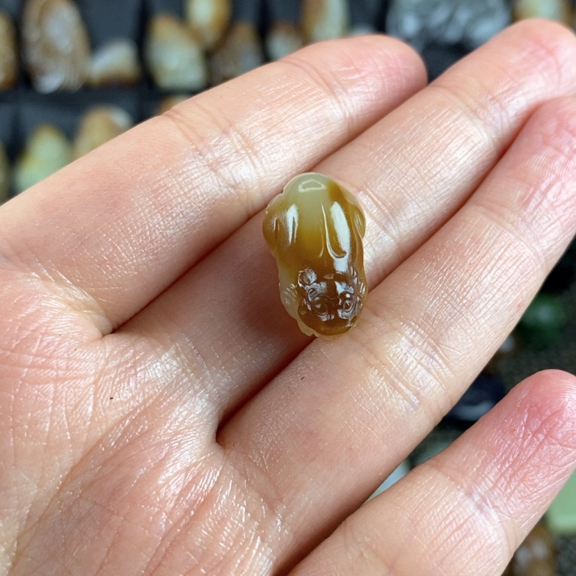 【闪购商品】和田玉挂件未镶嵌短****暖