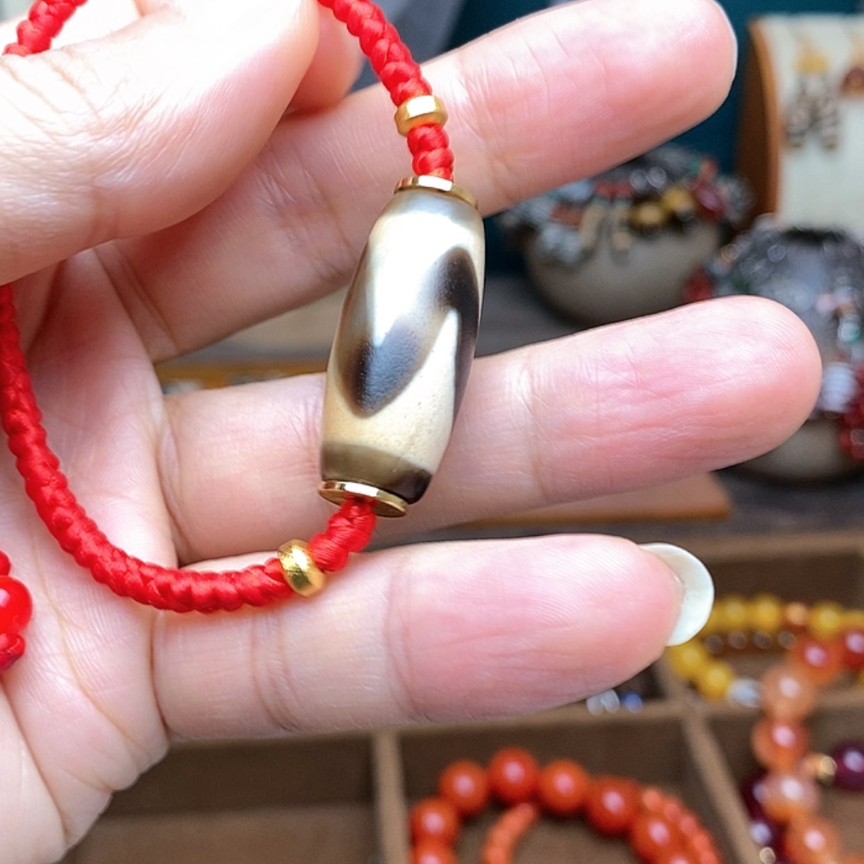 【闪购商品】玛瑙/玉髓吊坠(赠链)未镶嵌手链