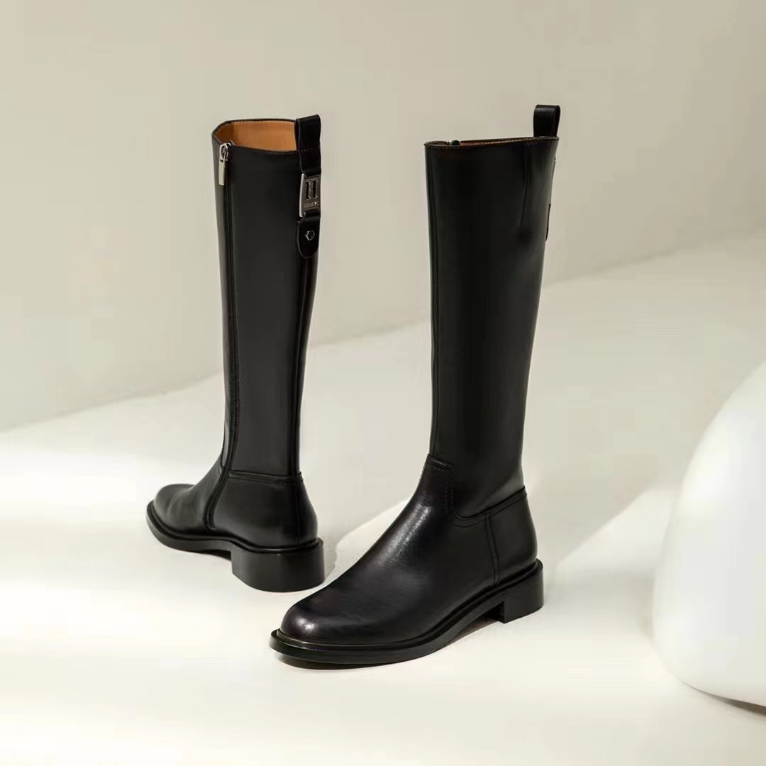 朱朱姐秋冬新款63065左她佳人平底小圆头时尚大气骑士靴英伦