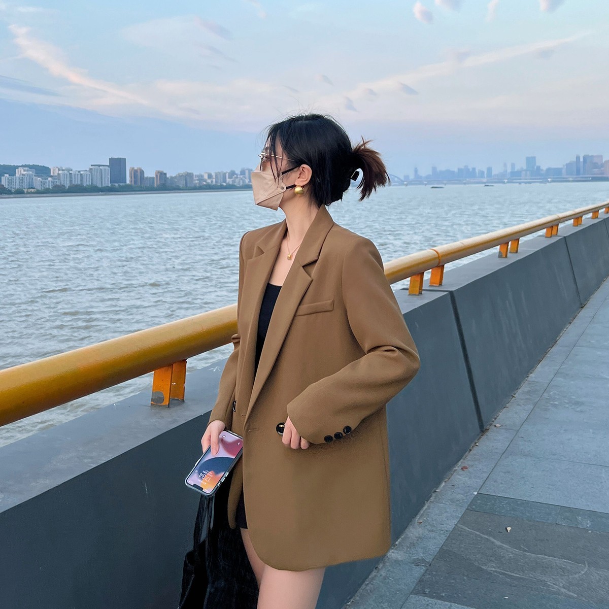 2025年春装新款气质小西装外套女韩版宽松时尚休闲百搭长袖小西服