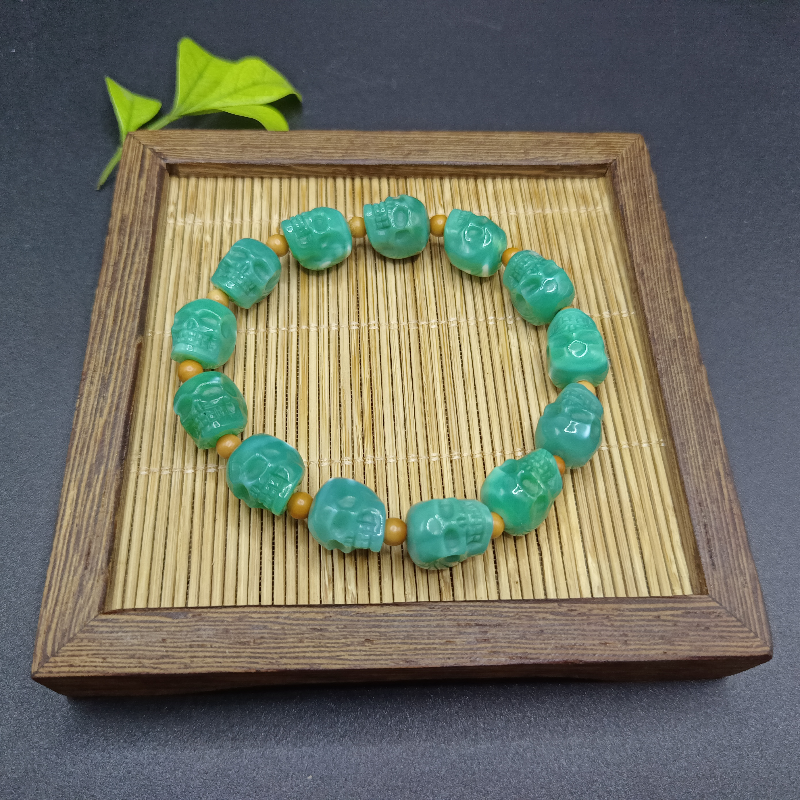 青稞供天然玛瑙绿肉显白尸尸手串