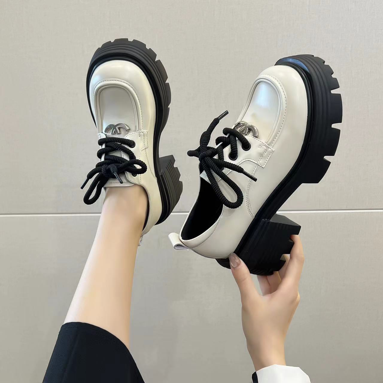 真皮英伦风粗跟新疆包邮新款厚底乐福鞋单鞋百搭时尚皮鞋