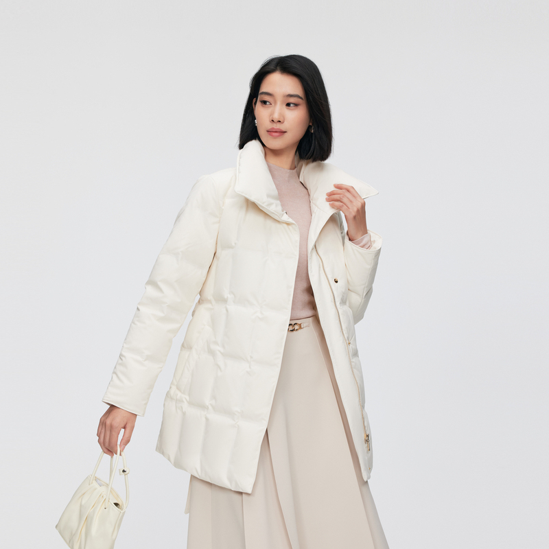 <波司登>2024秋冬新款保暖轻薄舒适时尚百搭女经典商务羽绒服