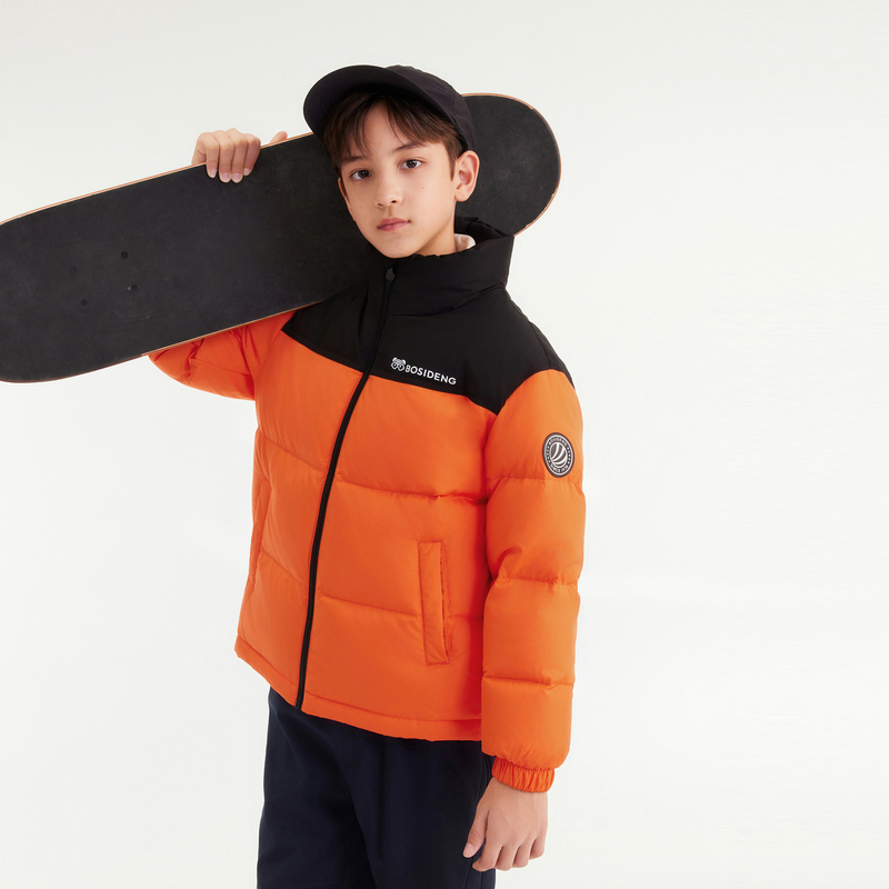 波司登冬季儿童运动户外保暖连帽立领羽绒服T30142510