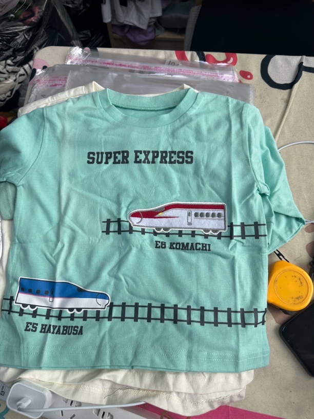 小安迪 打底衫专拍