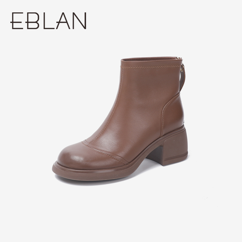 伊伴2024新款冬季时尚百搭简约粗跟圆头冬靴女鞋B24500876