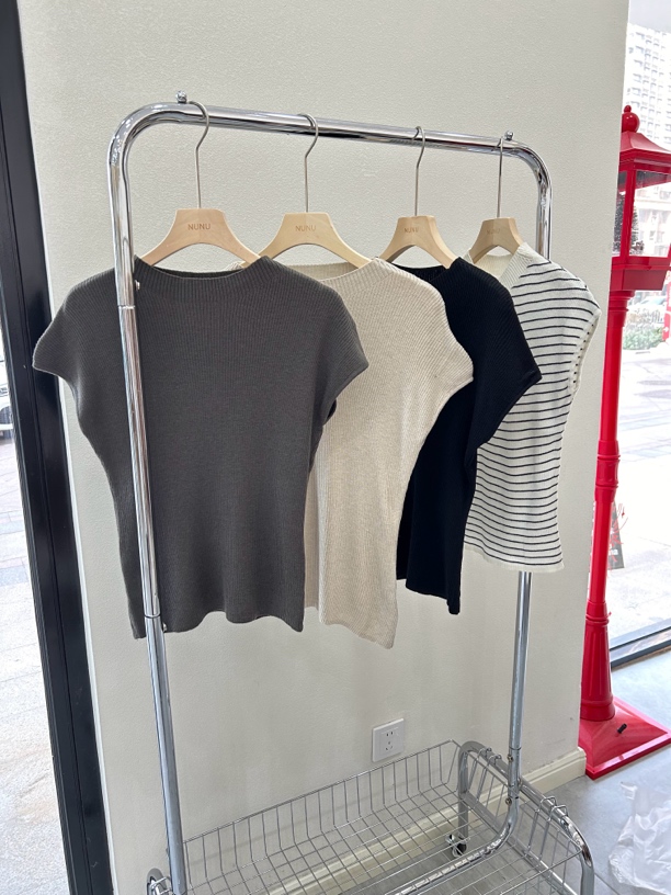 百搭通勤福利坎袖上衣