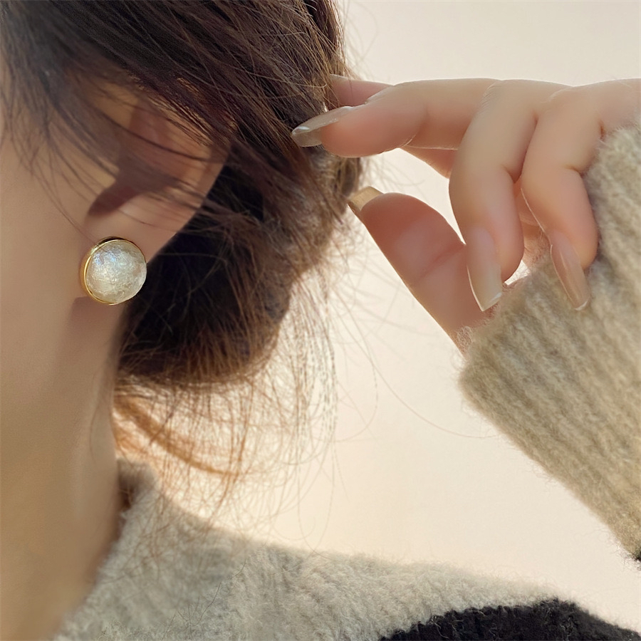 铜合金耳饰 法式金边圆形棉花珠新款潮轻奢时尚耳饰-