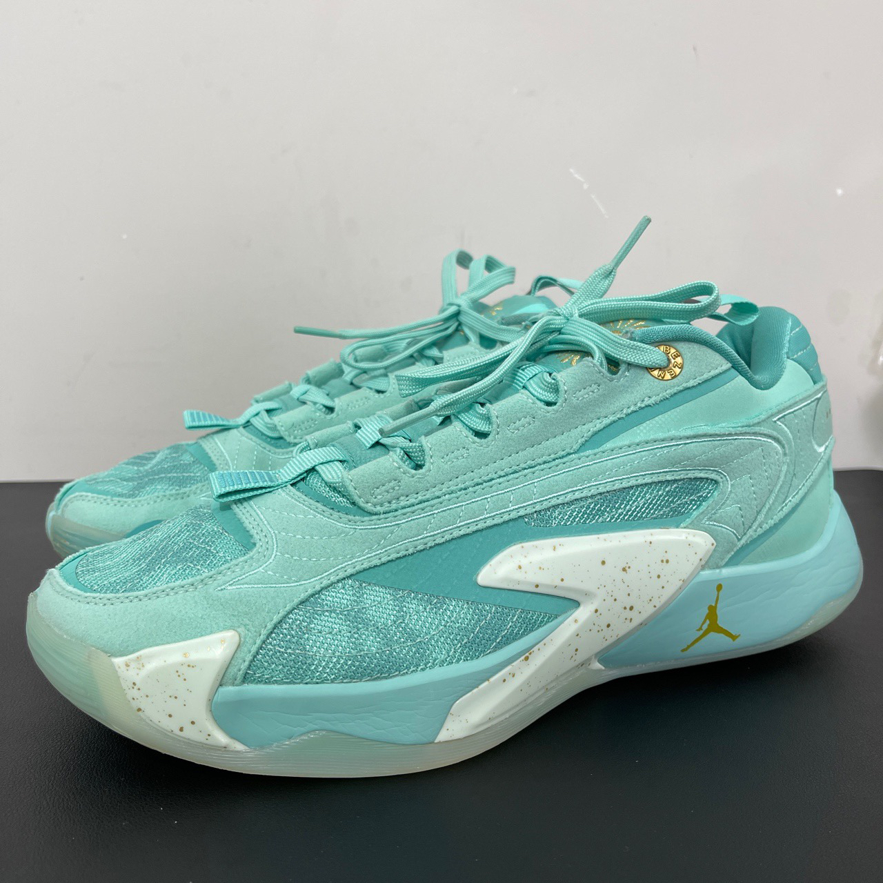 叁/43码/Jordan Luka2白绿中古球鞋/鞋舌染色9新/无原盒/公价561