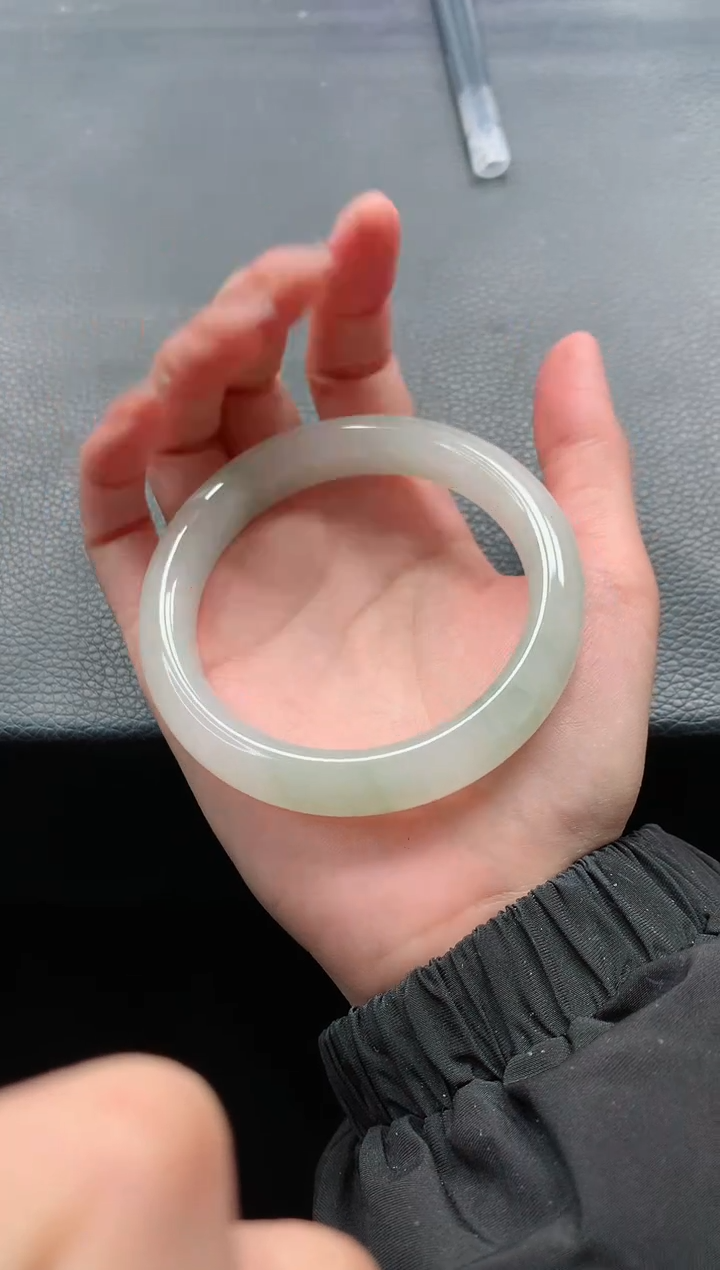 【闪购商品】石英质玉手镯未镶嵌16A45-58