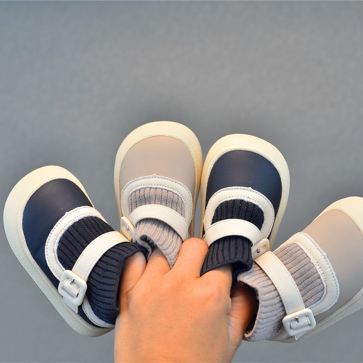 女宝宝公主鞋加绒短靴1一2岁半婴儿软底学步鞋子冬季新款女童棉鞋