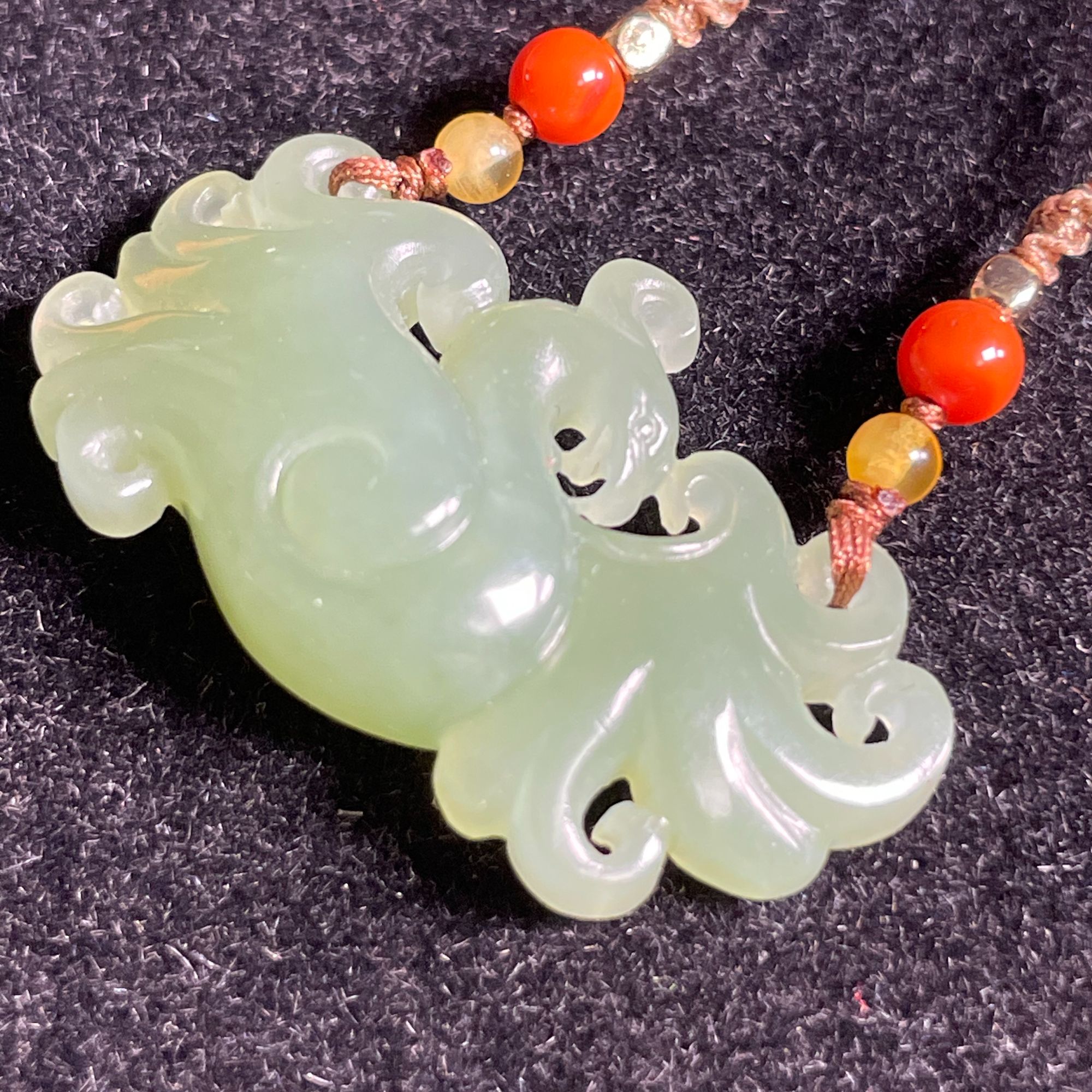 和田玉立体雕刻凤凰锁骨链