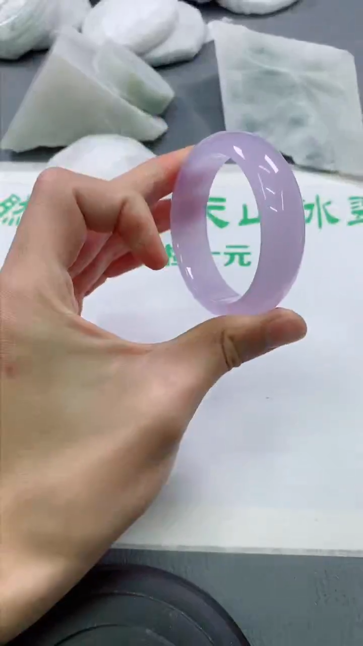 【闪购商品】石英质玉手镯未镶嵌Q73-54-55