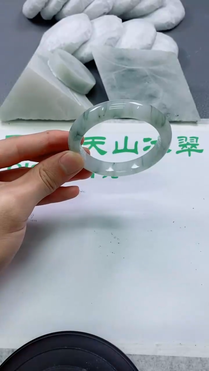 【闪购商品】石英质玉手镯未镶嵌S40-55-56