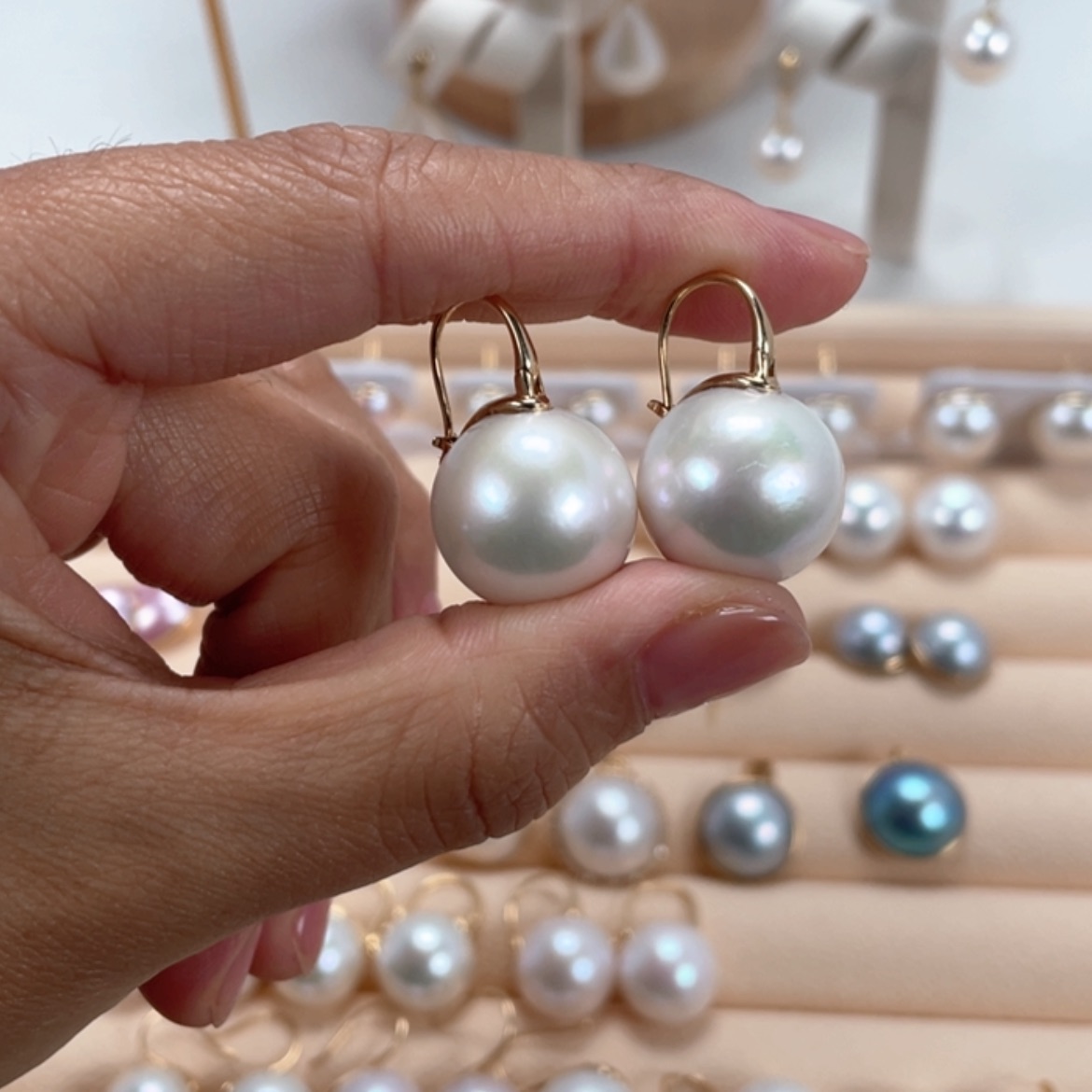 【闪购商品】淡水珍珠耳饰18K金镶嵌15-16