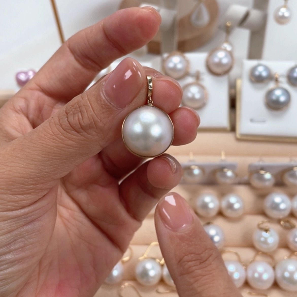 【闪购商品】拼合珍珠（马贝珠）吊坠(不含链)18K金镶嵌15-16