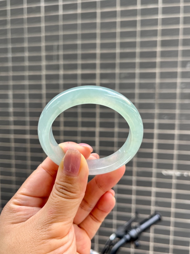 51.5正圈冰晴绿正圈翡翠手镯