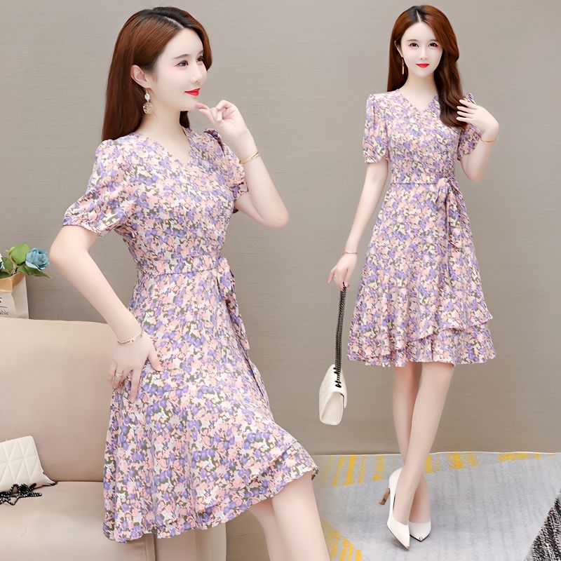 v领碎花连衣裙女夏季小个子2025新款胖mm大码洋气时尚a字雪纺裙子