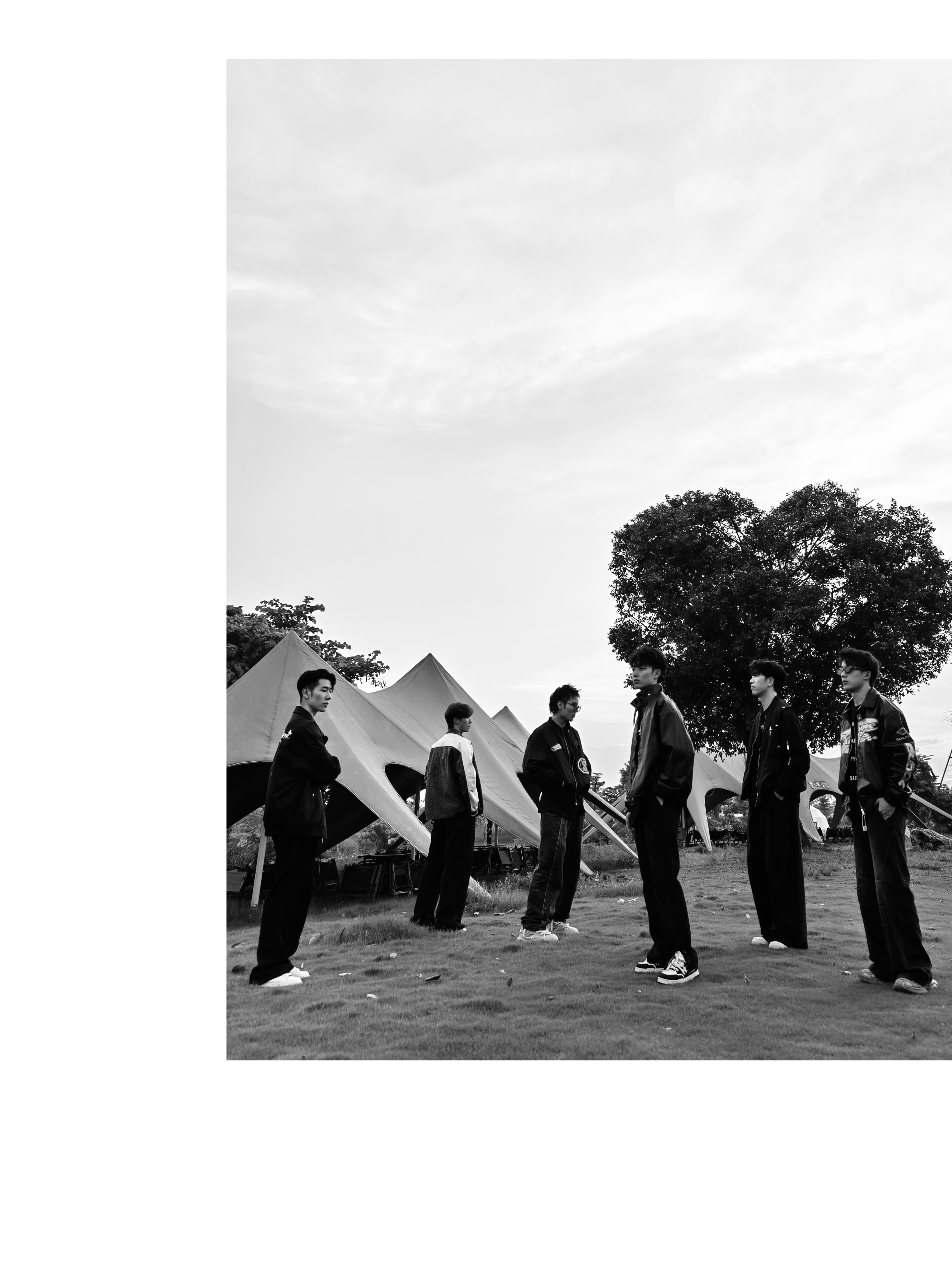 85116  小众买手设计潮牌羽绒服   XH  JIUYI