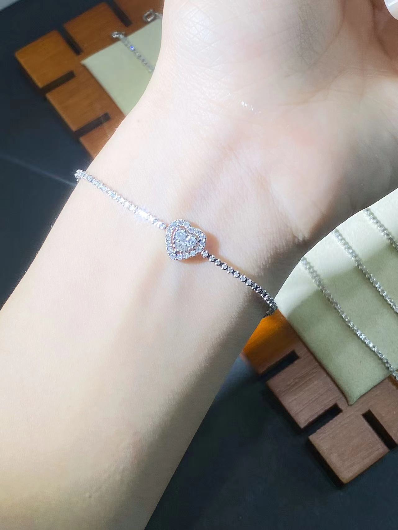 【六言臻选01】 钻石爱心手链（多样性发其一）